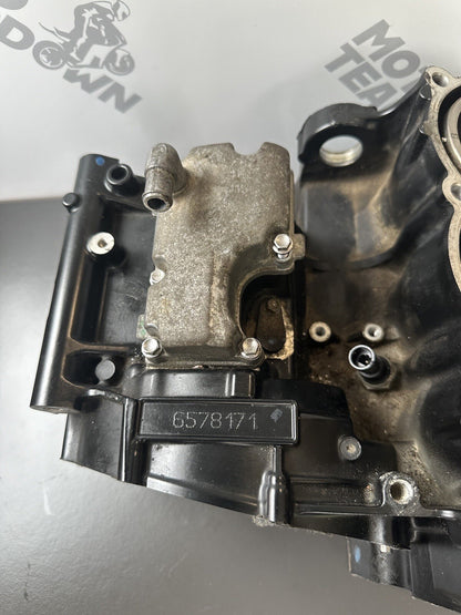 TRIUMPH STREET TRIPLE 675 2013-2016 Upper Crank Case Upper Engine 12,409 Miles