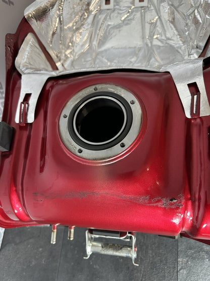 Suzuki GSXR 1300 2016 HAYABUSA Fuel Tank Petrol Tank 18408 Miles OEM *UK ONLY*