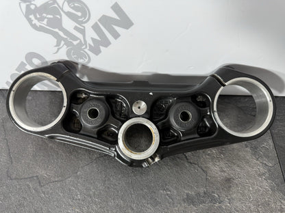 639ff894-2ac0-4169-8b85-1df065d9e381