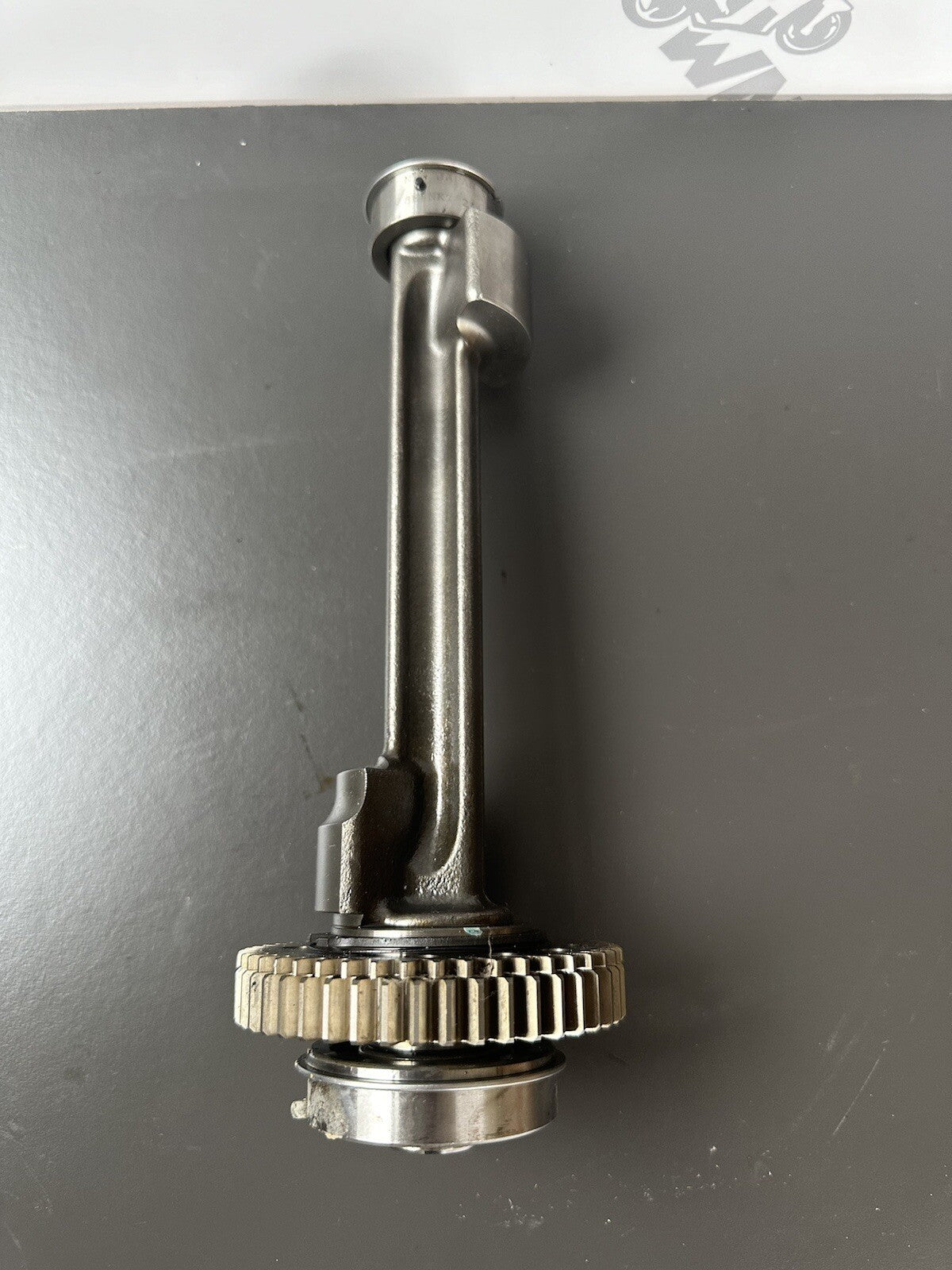 TRIUMPH 765 STREET TRIPLE RS 2017-2019 ENGINE CRANK BALANCER SHAFT ASSEMBLY OEM
