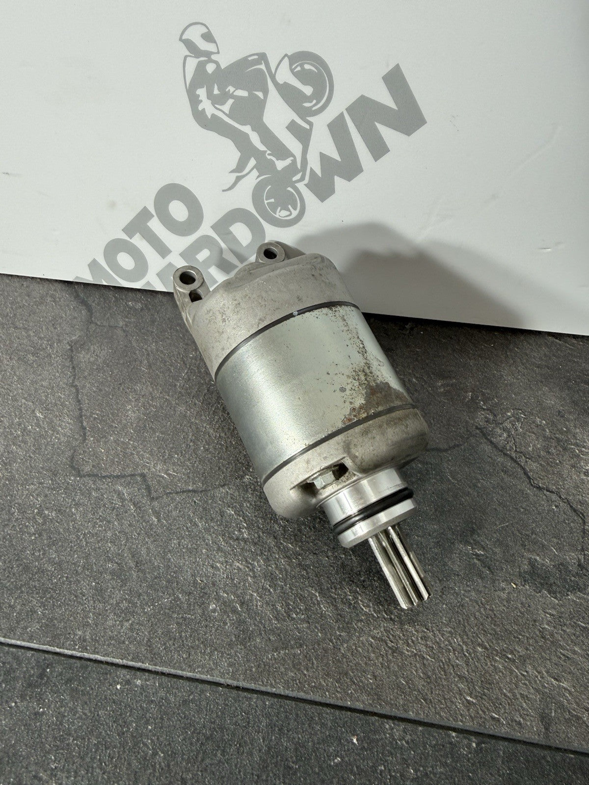 23ac000c-0752-4ad0-be43-fca0aa5b0d64