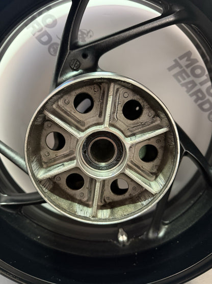 aafe33cb-de96-4680-90c6-cbea1db7b21b