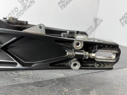 f2b334eb-01d2-49a0-b097-a1ad4f769651