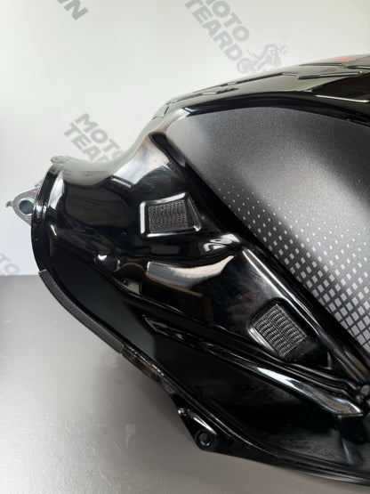 cdf35f1c-8a85-45e0-98d5-9635fd95ba98