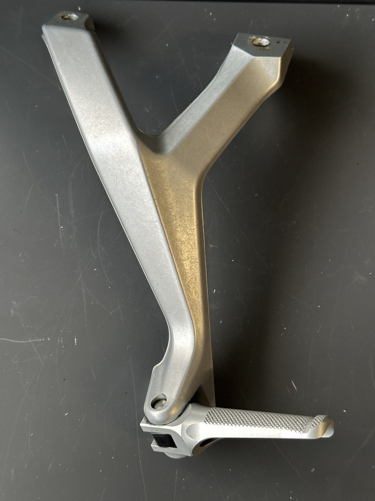 DUCATI PANIGALE 899 959 L/H Footrest Hanger Left Pillion 82431881A 2016-2019 OEM