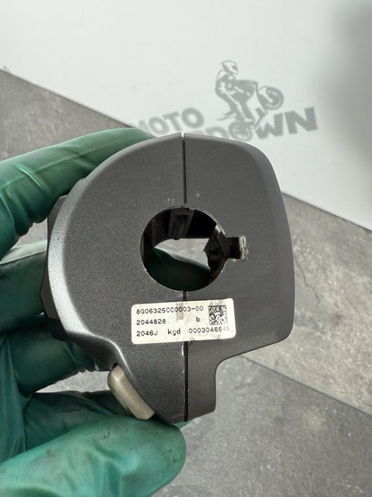 Triumph Street Triple 765 RS 2021 Right Switchgear Switches 21650 Mile 2020-2022