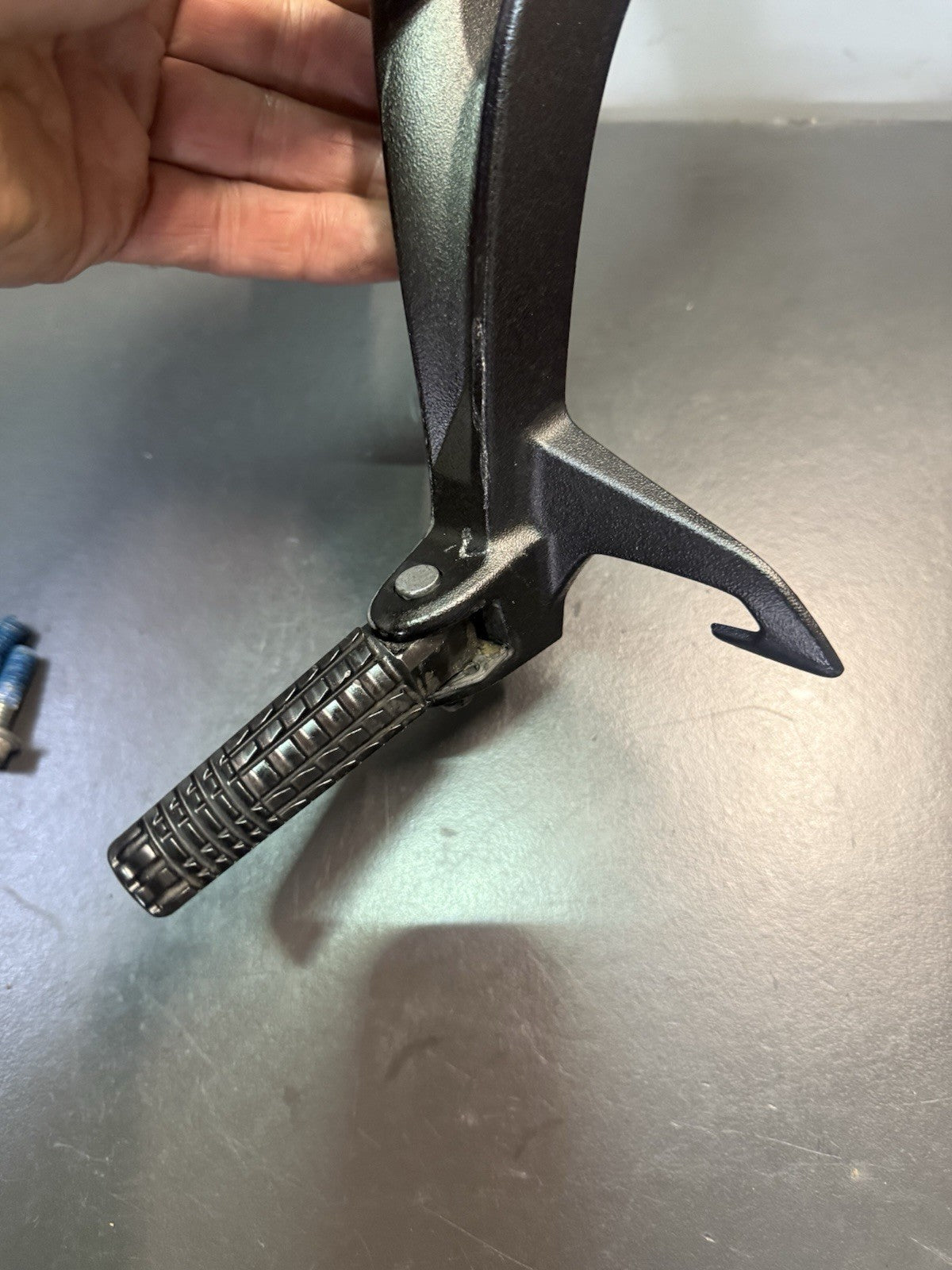 2d9a9976-2b29-4359-a873-e039e4889122