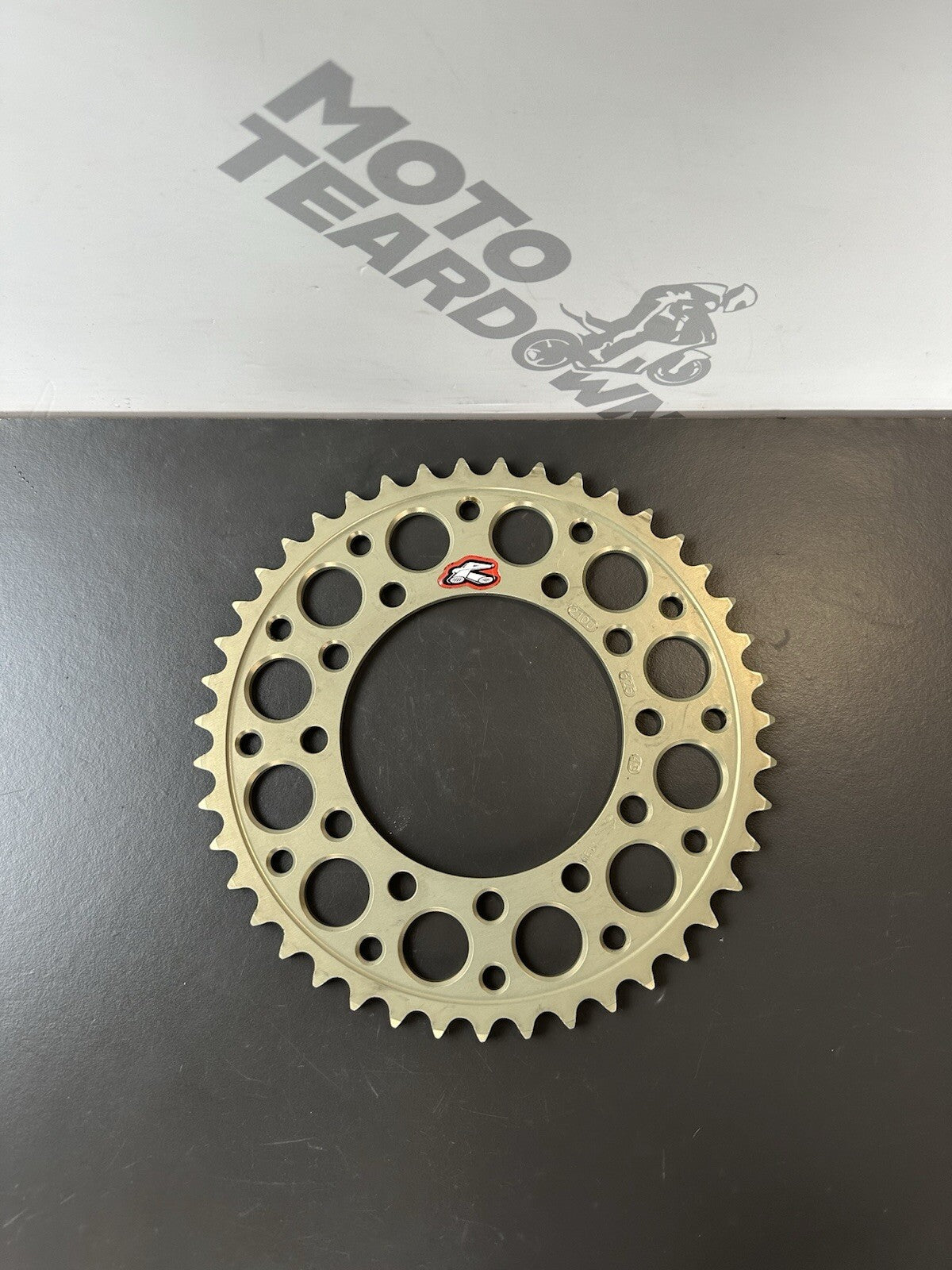 Suzuki GSXR600 525 Rear Renthal Sprocket. Hard Anodised 2011-2017 L1-L7 Renthal