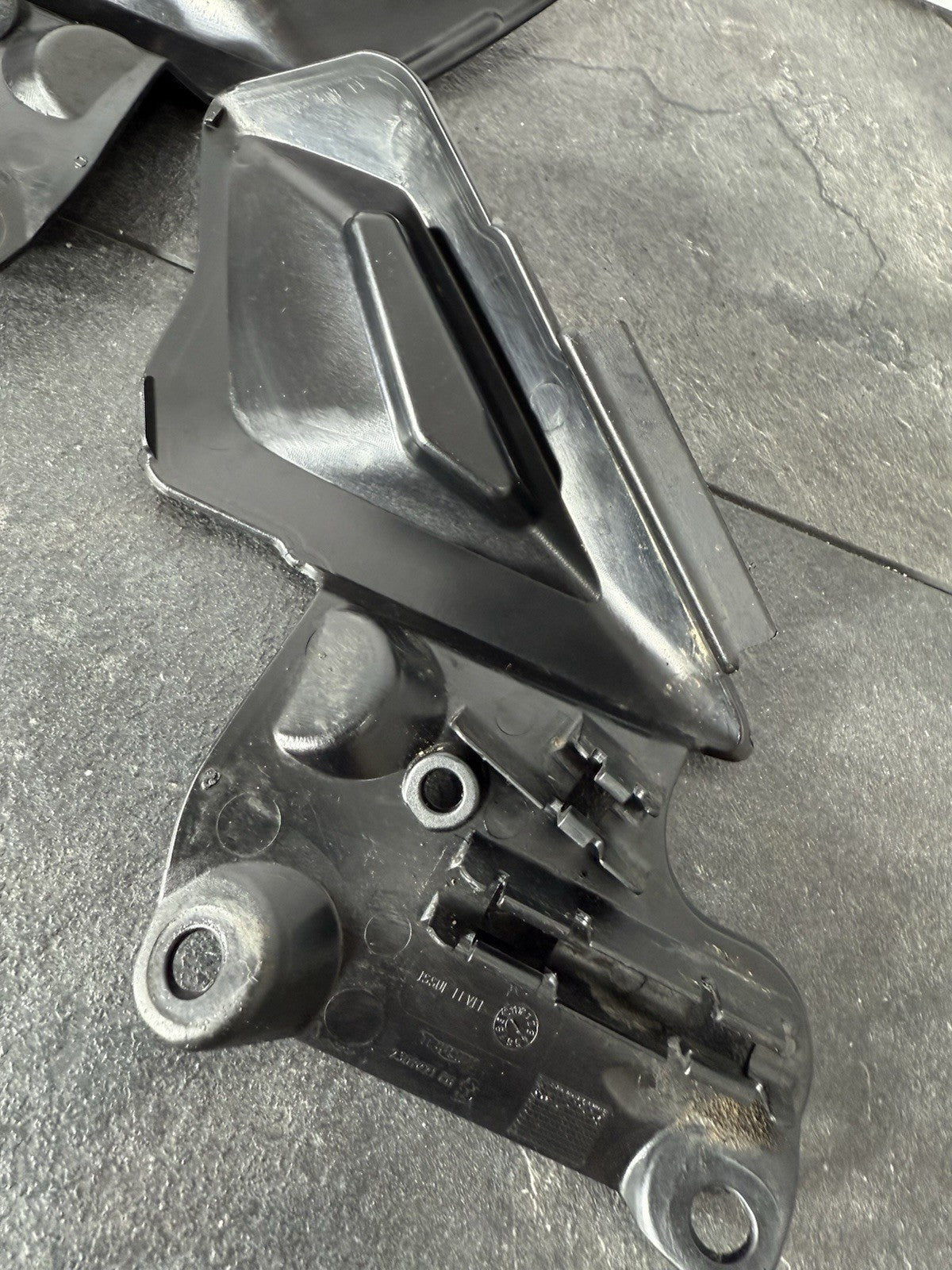 f6553275-a38b-499b-bd78-6bacaa01e977