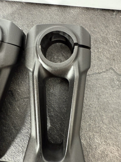 69f162a8-875b-40a4-8699-852e7fcbf86a