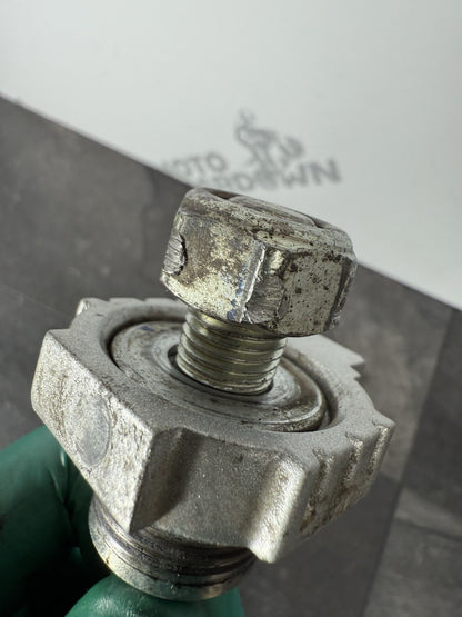 c1b78bda-07be-4d61-b619-1af7e3df3a0e