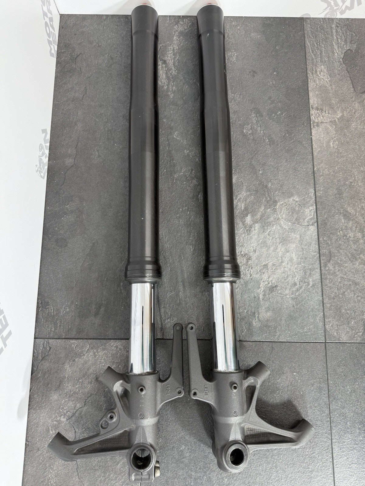 e9e9b078-245c-406b-9799-86869952309e