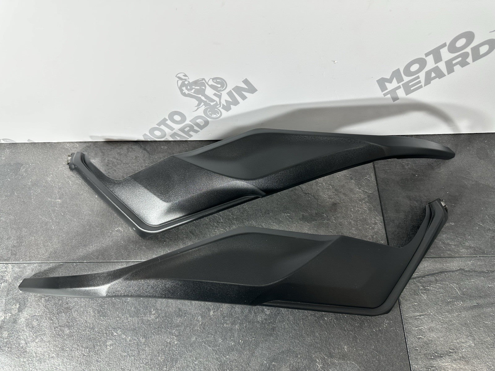 Triumph Street Triple 675 R 2015 Tank Side Panels Inserts Fairing 2013 16470m