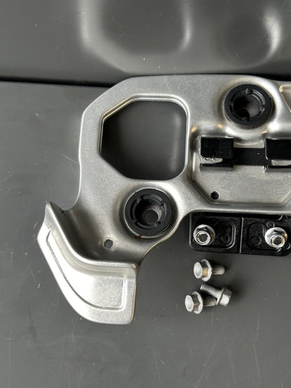 Triumph Street Triple 765 RS Speedo Bracket Clock Bracket Dash Mount Pivot OEM