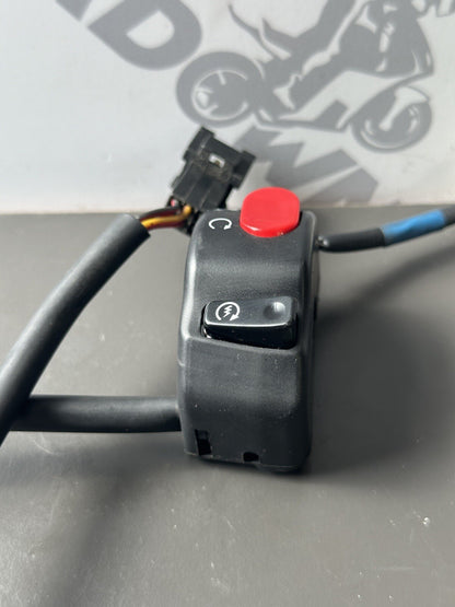 TRIUMPH SPEED TRIPLE 1050 Right Hand Switch Gear 2011-2015