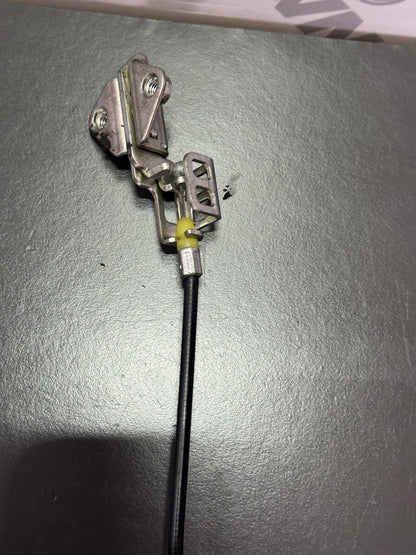 5661f242-2760-414c-b87c-51400f54b390