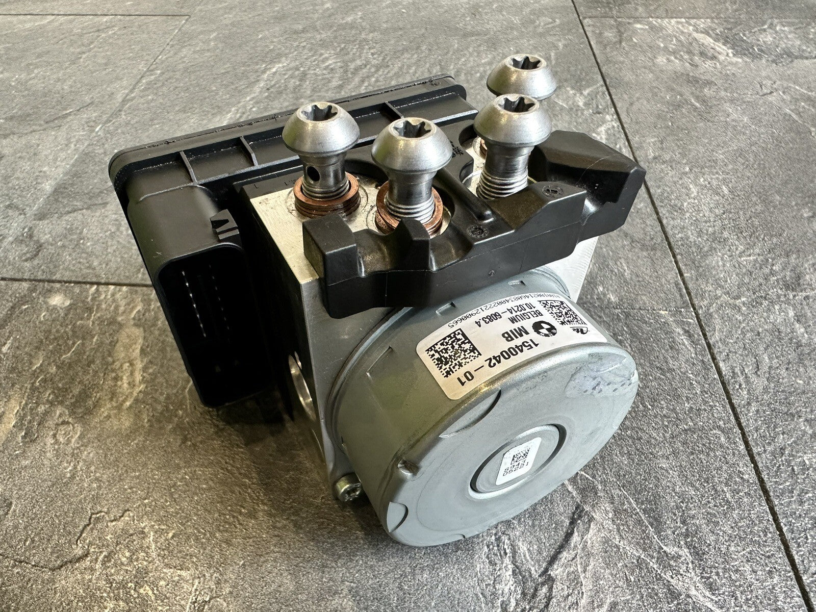 BMW S1000RR 2023 ABS Module Pump Actuator 2019-2022 Gen 4 OEM J43386