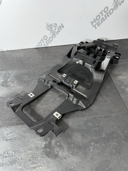 Yamaha YZF R125 R 125 2014 Subframe Inner Tray Panel 26983 Mile 2008-2018 OEM