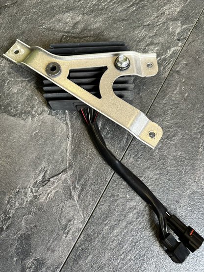 Suzuki GSXR 1000 2009 Regulator Rectifier & Bracket 2009-2016 9715 Miles OEM