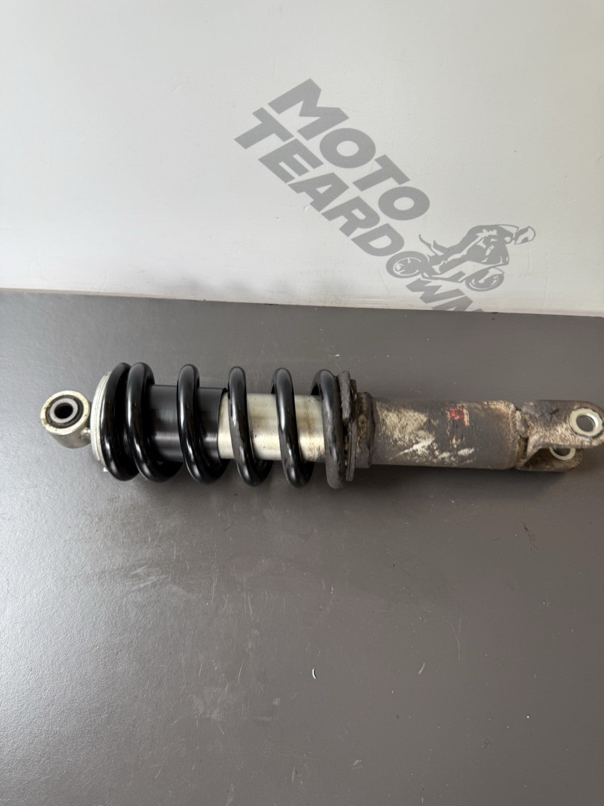 Suzuki GSXS 125 Rear Shock Absorber 2017-2021 SUZUKI GSXS 125 REAR SHOCK OEM