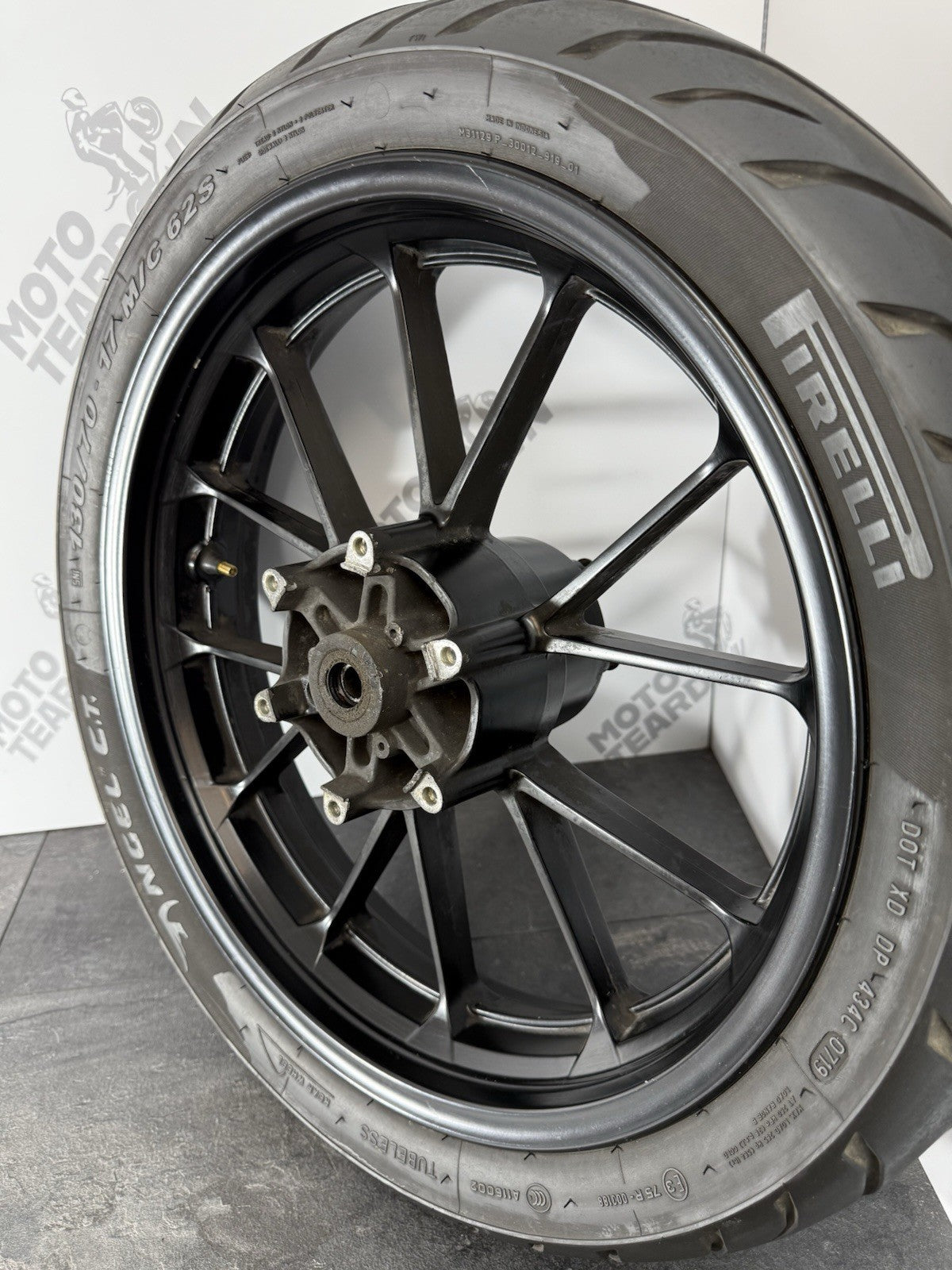 Yamaha YZF R125 R 125 2014 Front Rear Wheels Pair & Tyres 26983 Miles 2008-2018