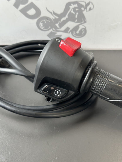 HONDA MSX GROM 125 2021-2024 RIGHT SWITCH GEAR HAND CONTROLS Throttle Cables OEM