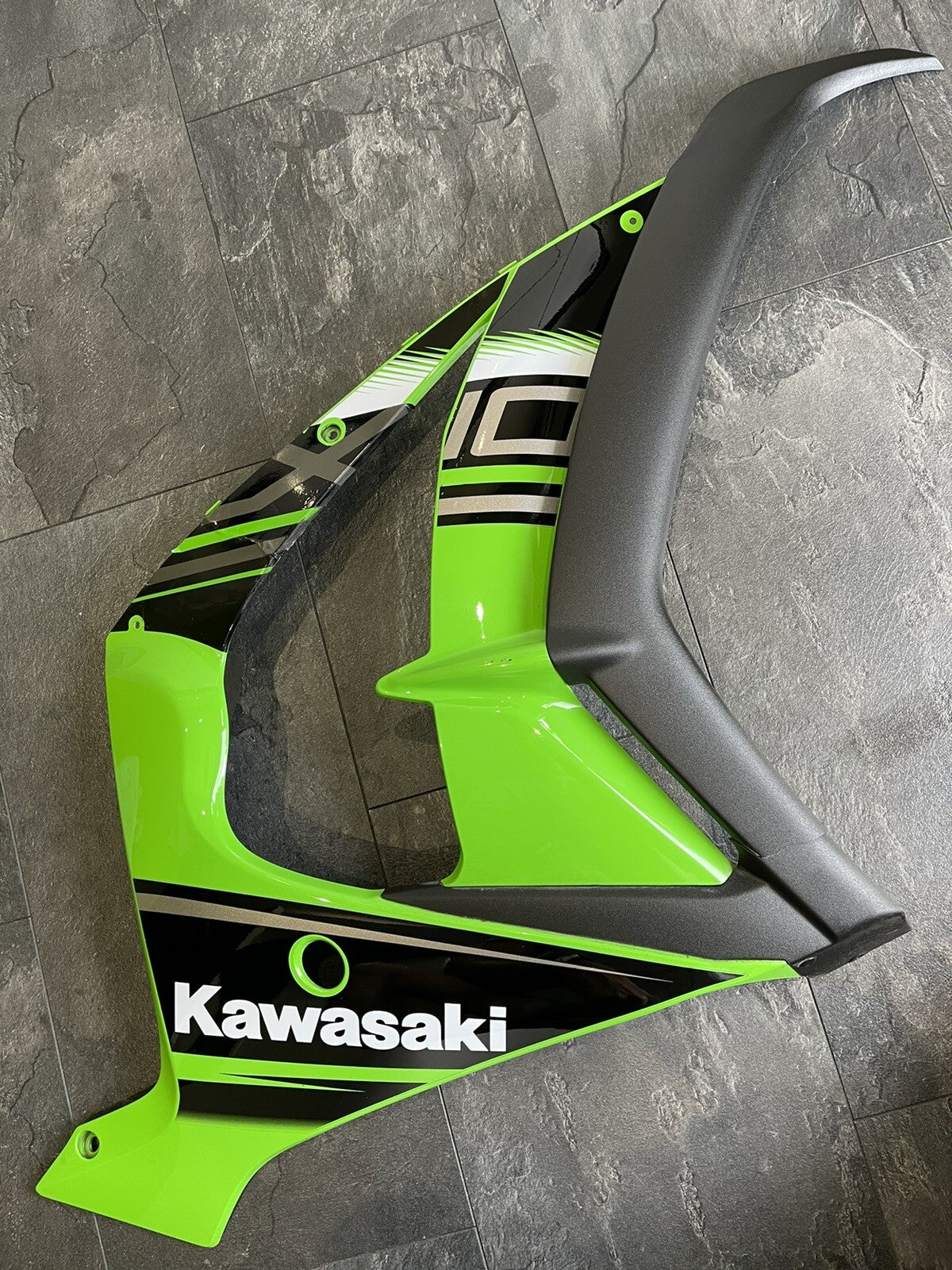 Kawasaki Ninja ZX10R 2017 Right Side Fairing Cowling 16125 Miles 2016-2018 OEM