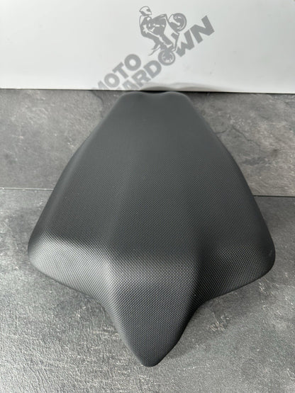 Aprilia RS660 2021 Pillion Seat Rear Seat BLACK Only 6220 Miles 2022-2025 OEM