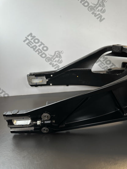KTM 125 DUKE Swing Arm Rear 96304030044C1 2024 KTM 125 DUKE Swingarm 2024- OEM