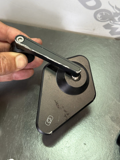 c32fa5fc-0eb7-4066-a9d4-1a0aa1514e84