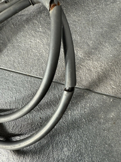 e7088a87-23a4-4c2e-a6e2-a2e2b1a02d05