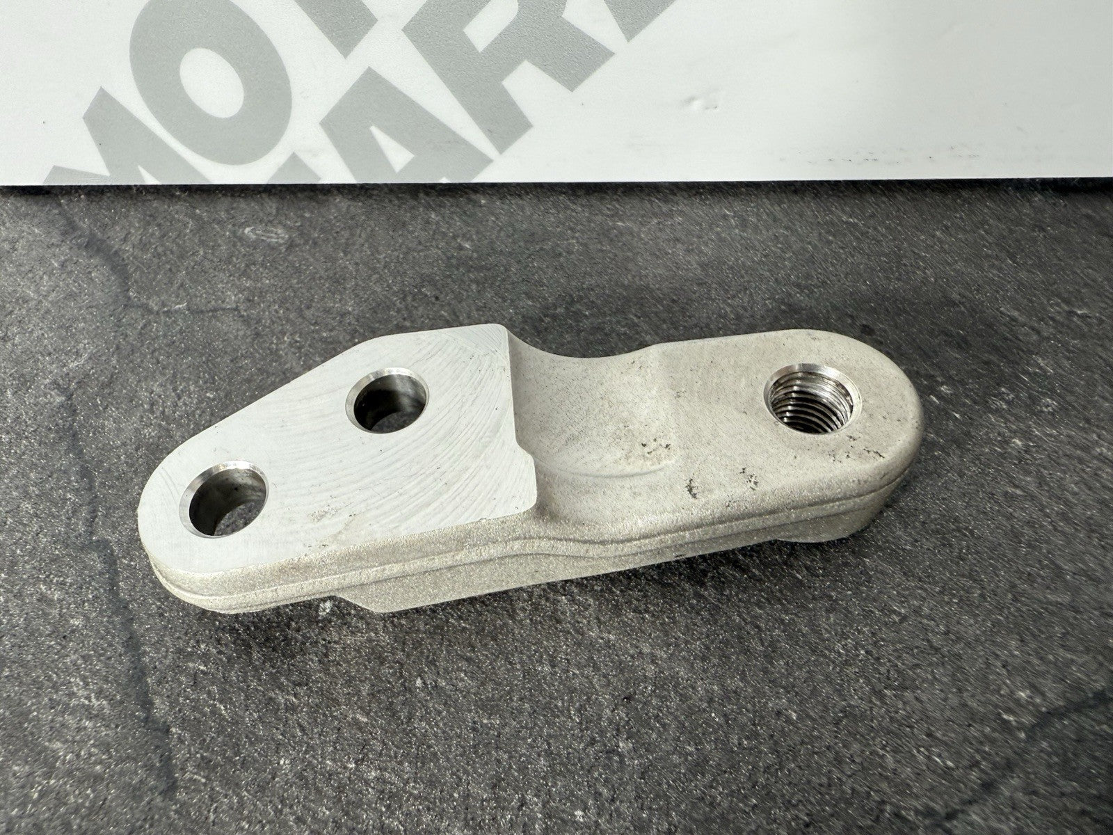 Suzuki GSXR 1000 2018 Gear Shift Mount Bracket 2017-2025 OEM MM