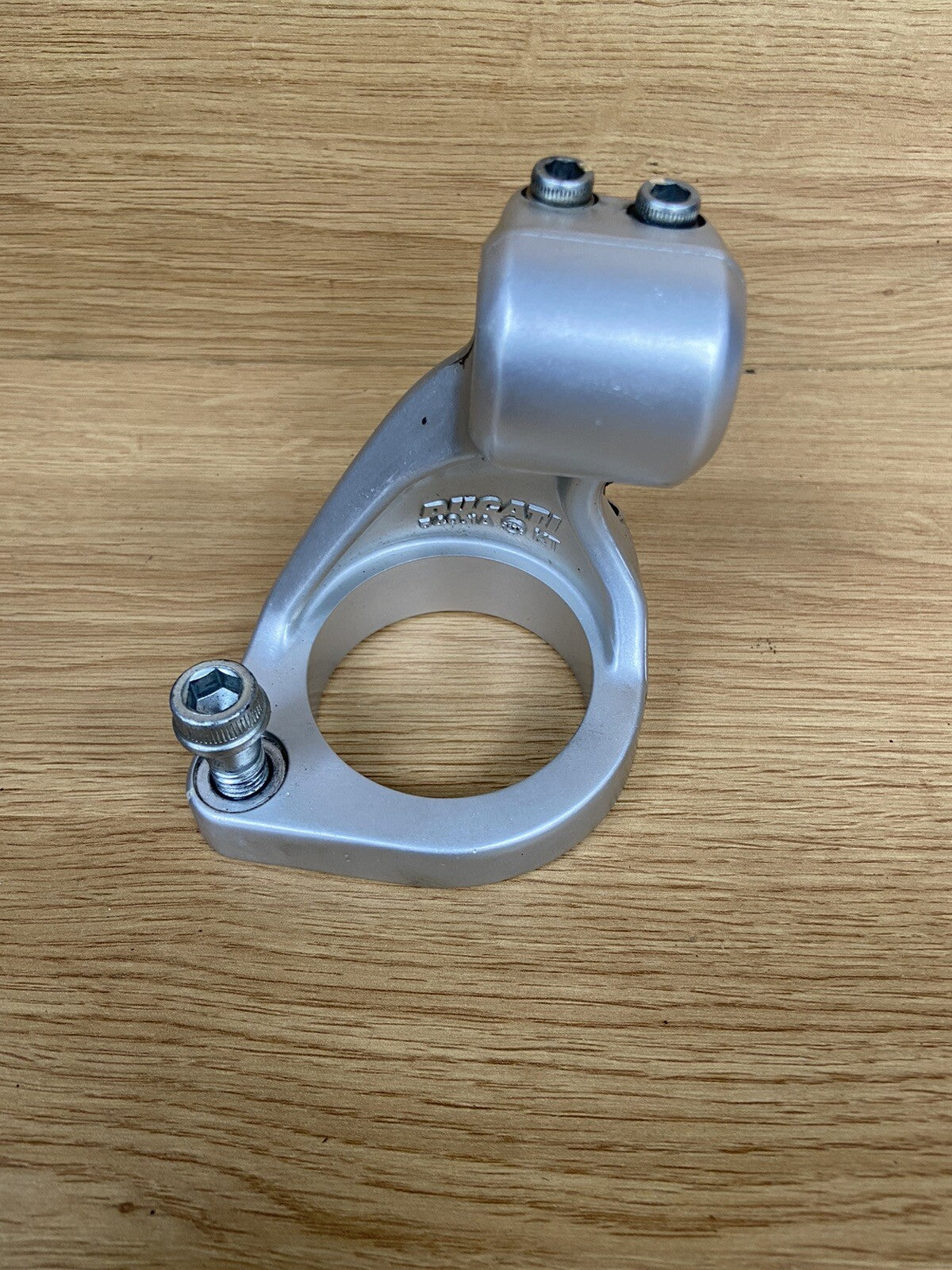 DUCATI SUPERSPORT HANDLEBAR RISER RIGHT CLIP ON 2019 Supersport Right Clip On