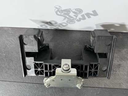 Suzuki GSXR 1000 R 2019 Subframe Bridge Fuel Tank Bracket Mount 2017-22 OEM MM