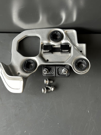 Triumph Street Triple 765 RS Speedo Bracket Clock Bracket Dash Mount Pivot OEM