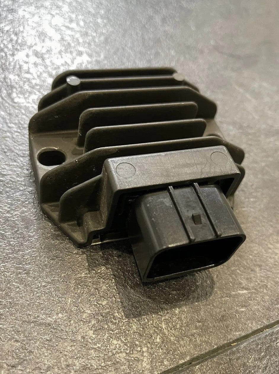 KTM Superduke R 1290 2020-2022 Regulator Rectifier Voltage OEM 2021