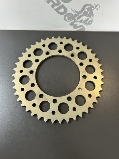 Suzuki GSXR600 525 Rear Renthal Sprocket. Hard Anodised 2011-2017 L1-L7 Renthal