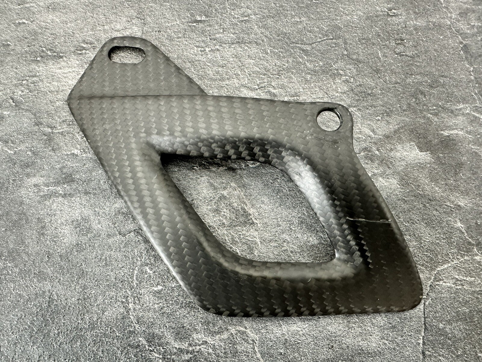 Aprilia Tuono V4 1100 Factory 2020 Carbon Fibre Chain Guide Guard 6889m OEM 2019