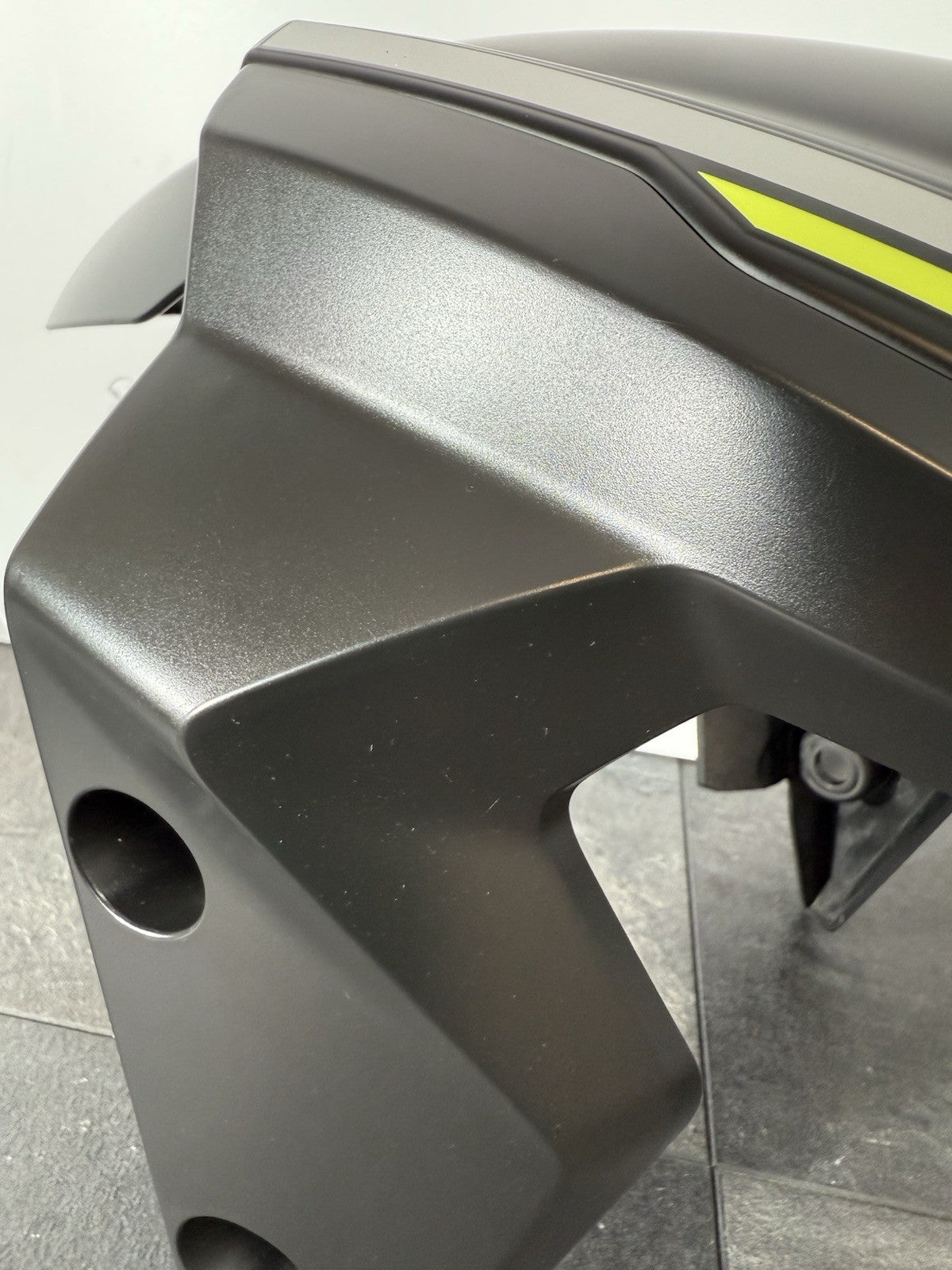 Triumph Street Triple 765 RS 2021 Front Mudguard Fender 21650 Miles 2020-2022