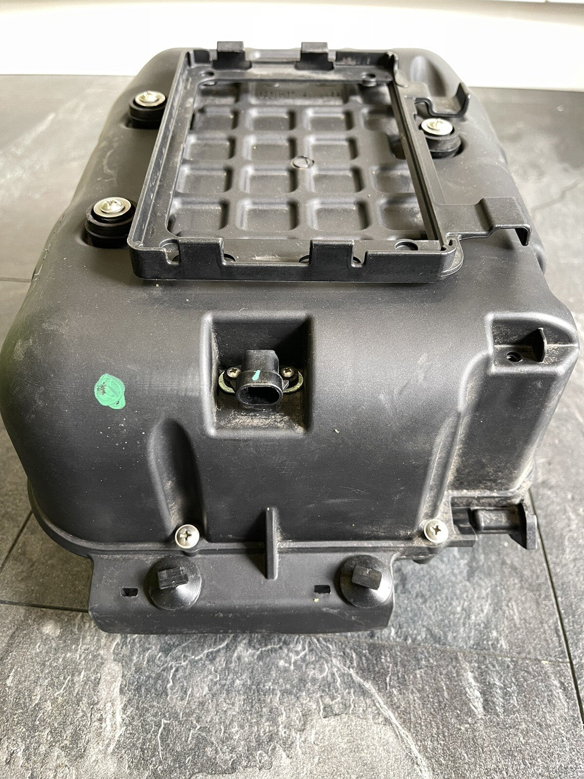 Aprilia Tuono V4 1100 Factory 2017 Airbox Air Filter Only 9262 Miles RSV4 OEM