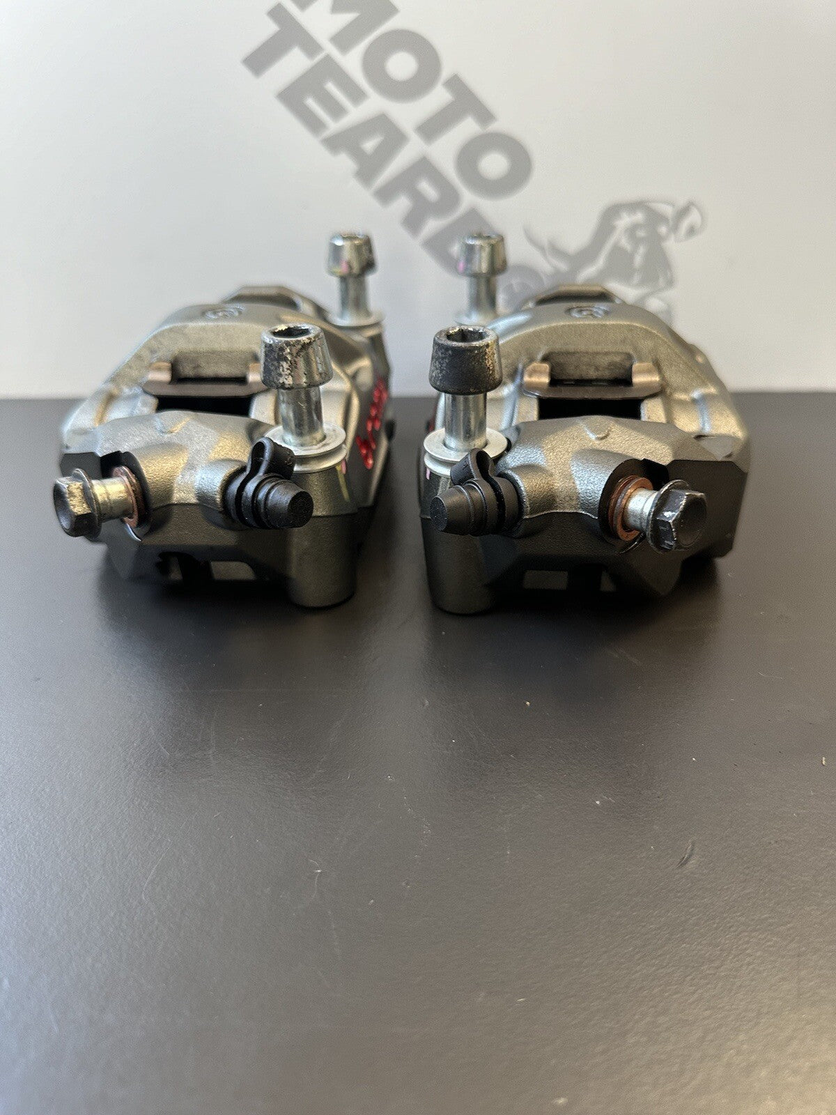 Aprilia Tuono V4 Factory BREMBO FRONT BRAKE CALIPERS Brembo M50 100mm Brembo