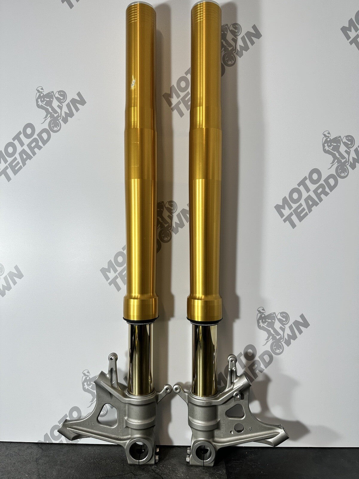Aprilia Tuono V4 1100 Ohlins Front Forks Suspension 9105 Miles Ohlins Forks OEM