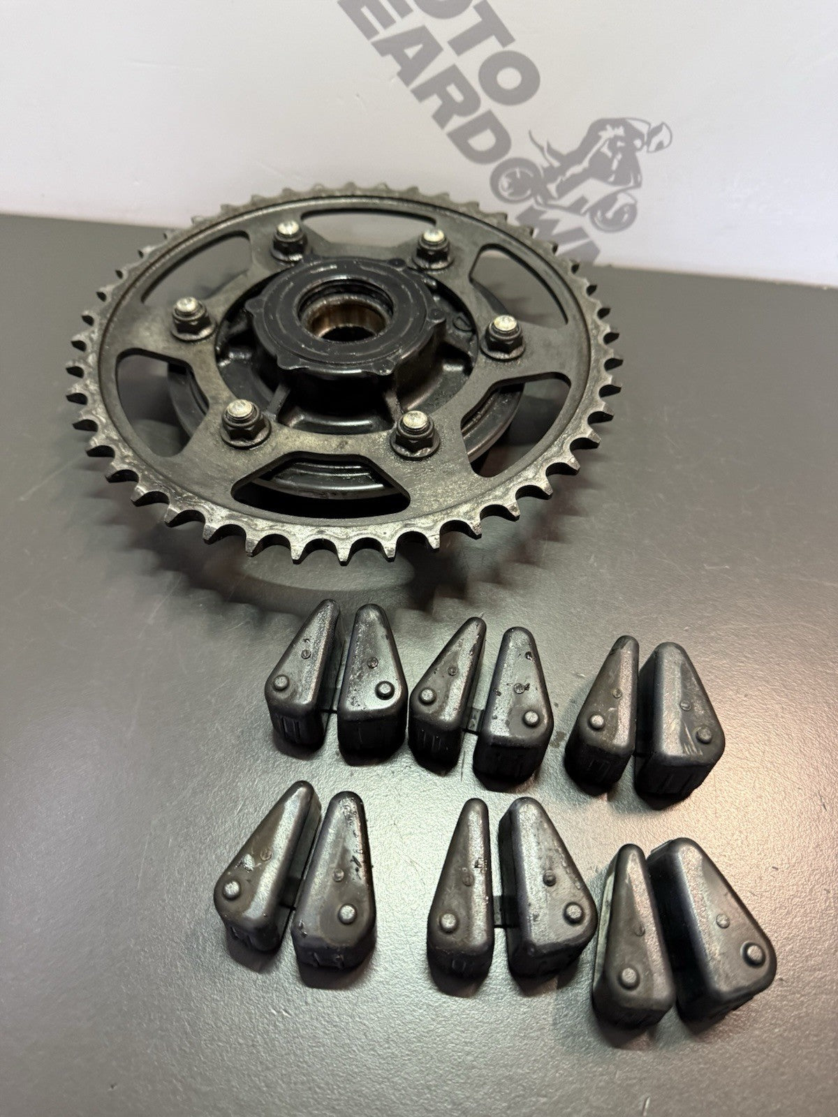 41cdb656-a0a3-40f9-9070-8bed7ae44239