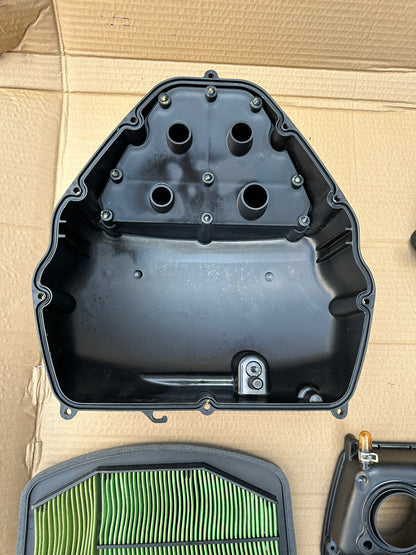 TRIUMPH SPEED TRIPLE 1200 RR 2022 Airbox Triumph Speed Triple 1200 RR Air Box