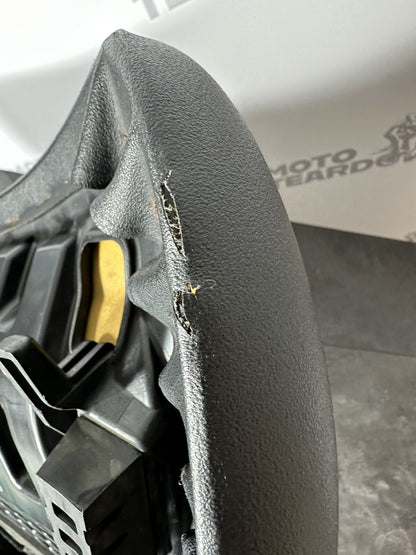 Suzuki GSXR 1300 2016 HAYABUSA Seat Riders Seat Front Seat 18408 Miles OEM