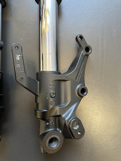 YAMAHA MT-03 MT03 FRONT FORKS SHOCK SUSPENSION Front Suspension OEM 2020 -