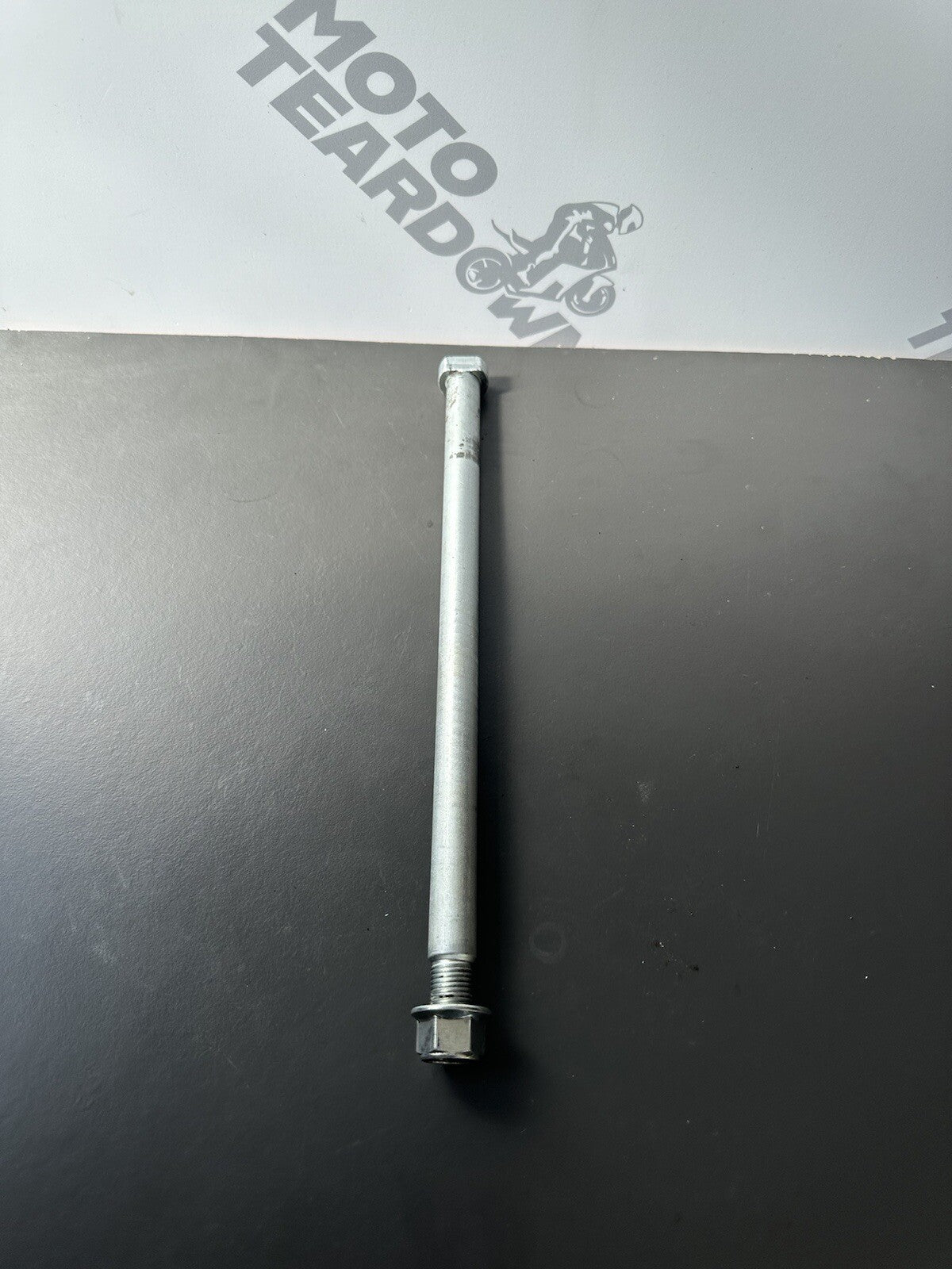 YAMAHA MT09 ABS 2017-2020 SWINGARM SPINDLE Swing Arm Spindle