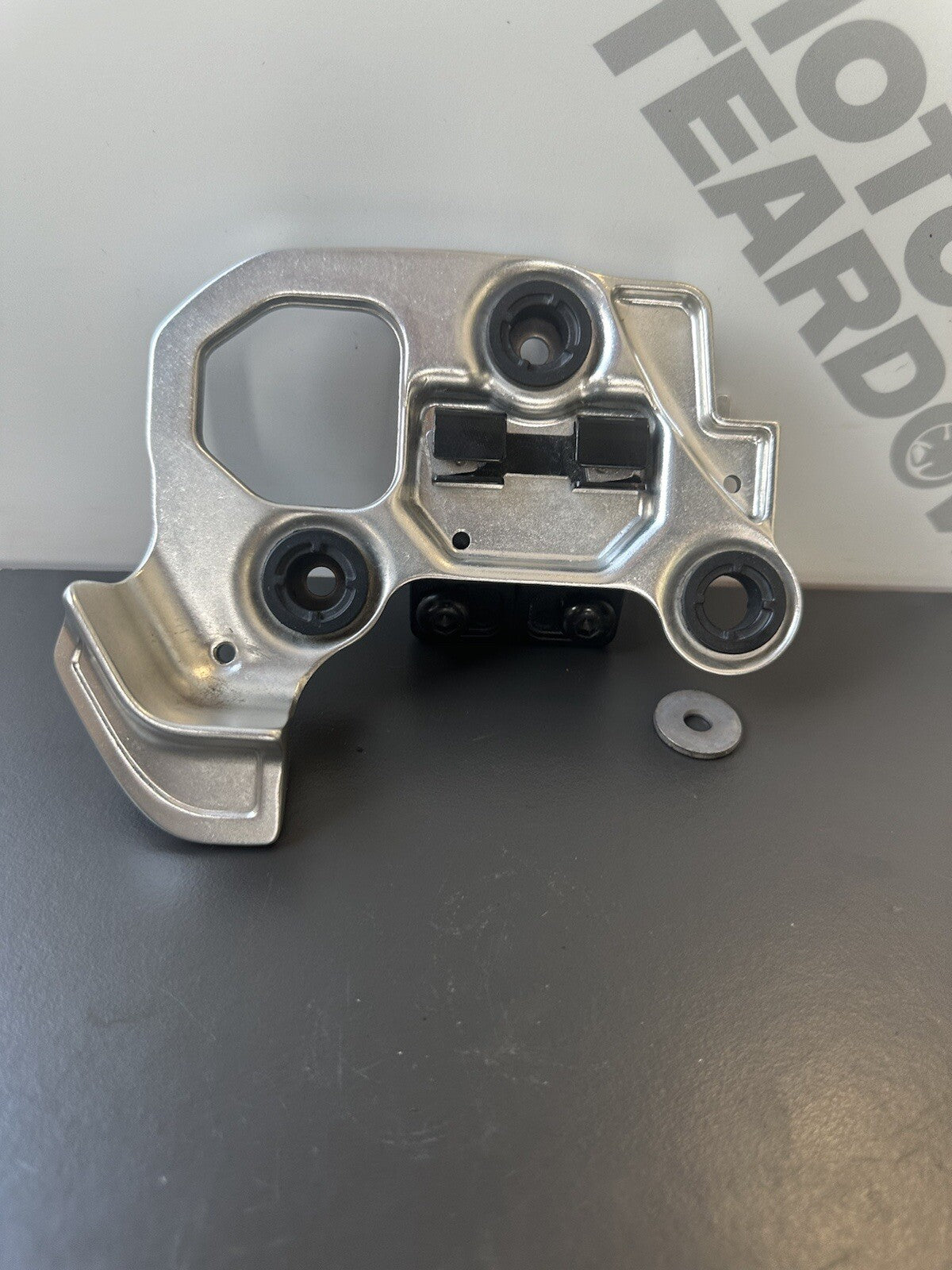 Triumph Speed Triple 1050 RS Speedo Bracket Clock Bracket Dash Mount Pivot 2018-