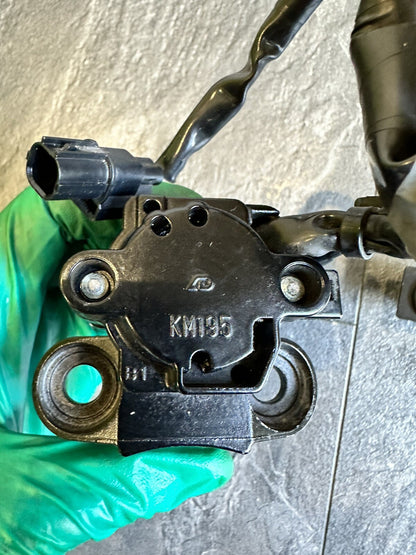 Kawasaki ZX10R 2018 Lockset Ignition ECU Key Lock Only 1086 Miles 2016 2017 OEM