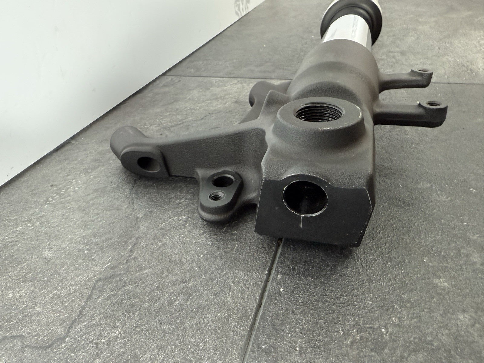 ec0aaabc-125e-4b77-8576-6d63b26272eb